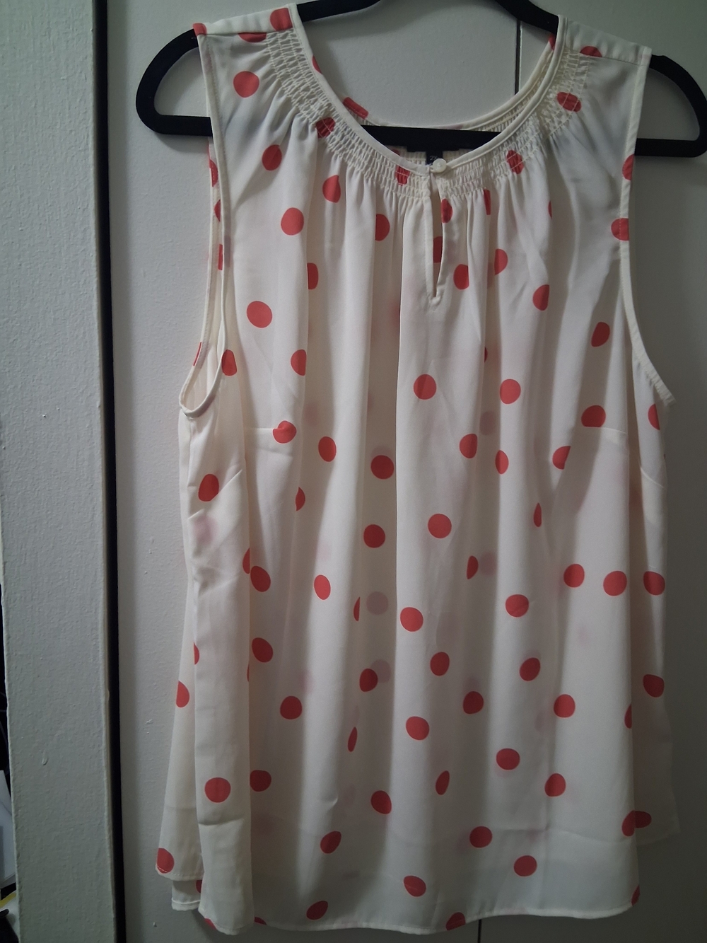 Talbots Cream Sleeveless Polka Dot Blouse with Coral Dots